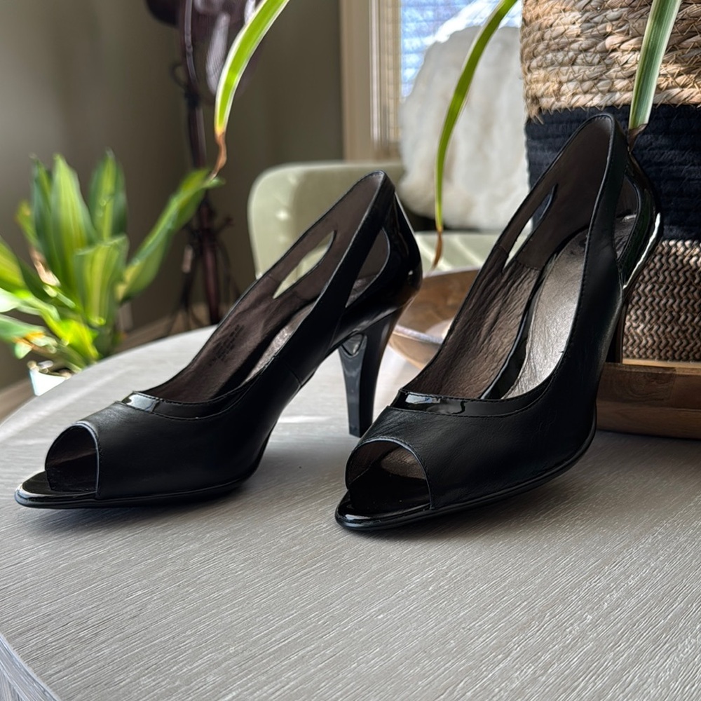 Sofft Classic Black Peep Toe Heels